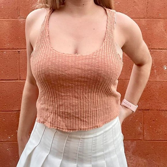 Peach Low Cut Ribbed Tank Top - Picture 1 of 1